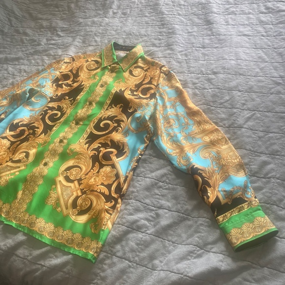 Versace - Picture 3 of 6